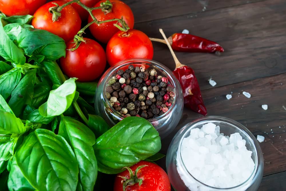 Fresh Basil and Tomato Salsa Recipe
