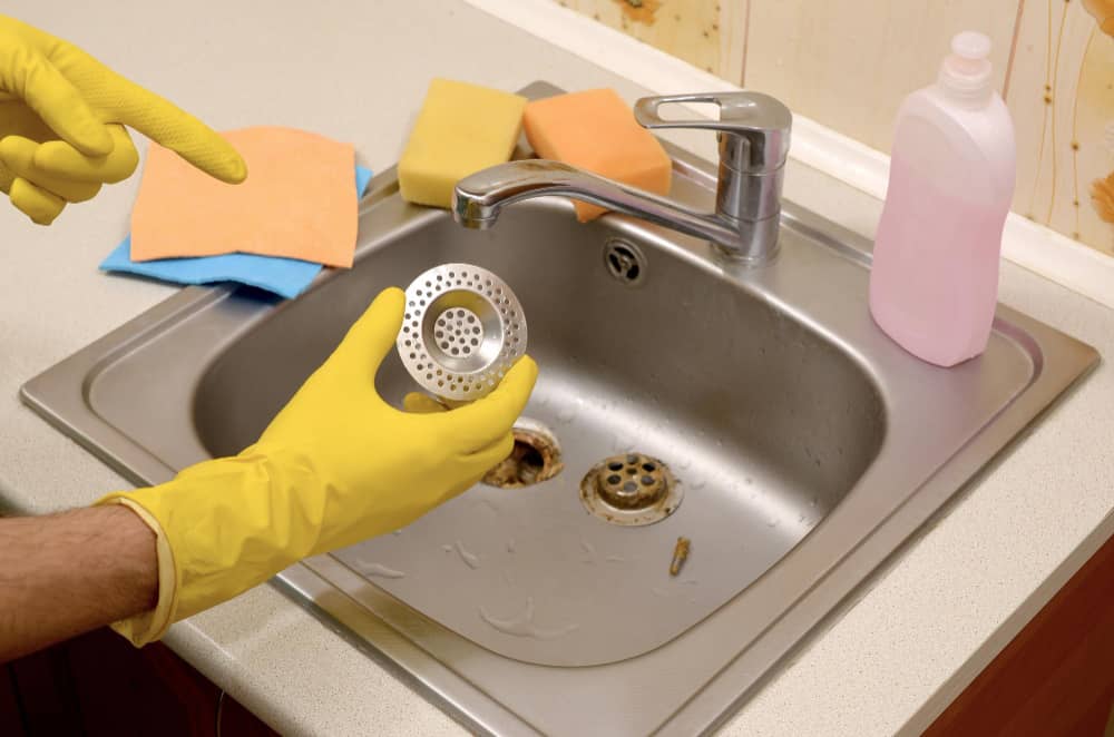 clean protector kitchen sink with baking soda